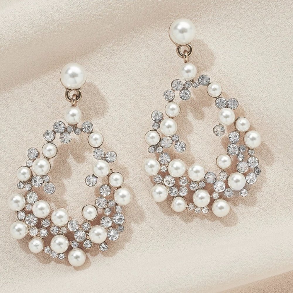 NWT Vintage Inspired Earrings from Olive + Piper.